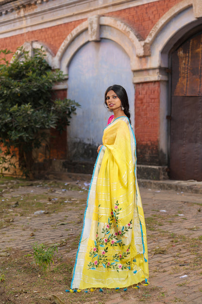 Linen Saree with Artistic Patchwork | Elegant Summer Wear