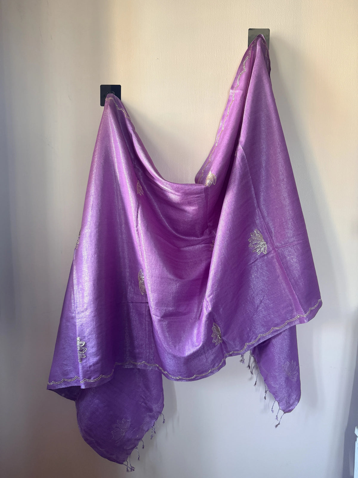 Lavender lotus zardozi dupatta with gold zari work and scalloped border – Nayab Stores