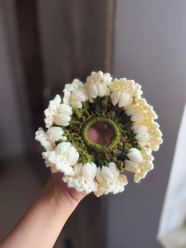 Rosie Scrunchie / Gajra
