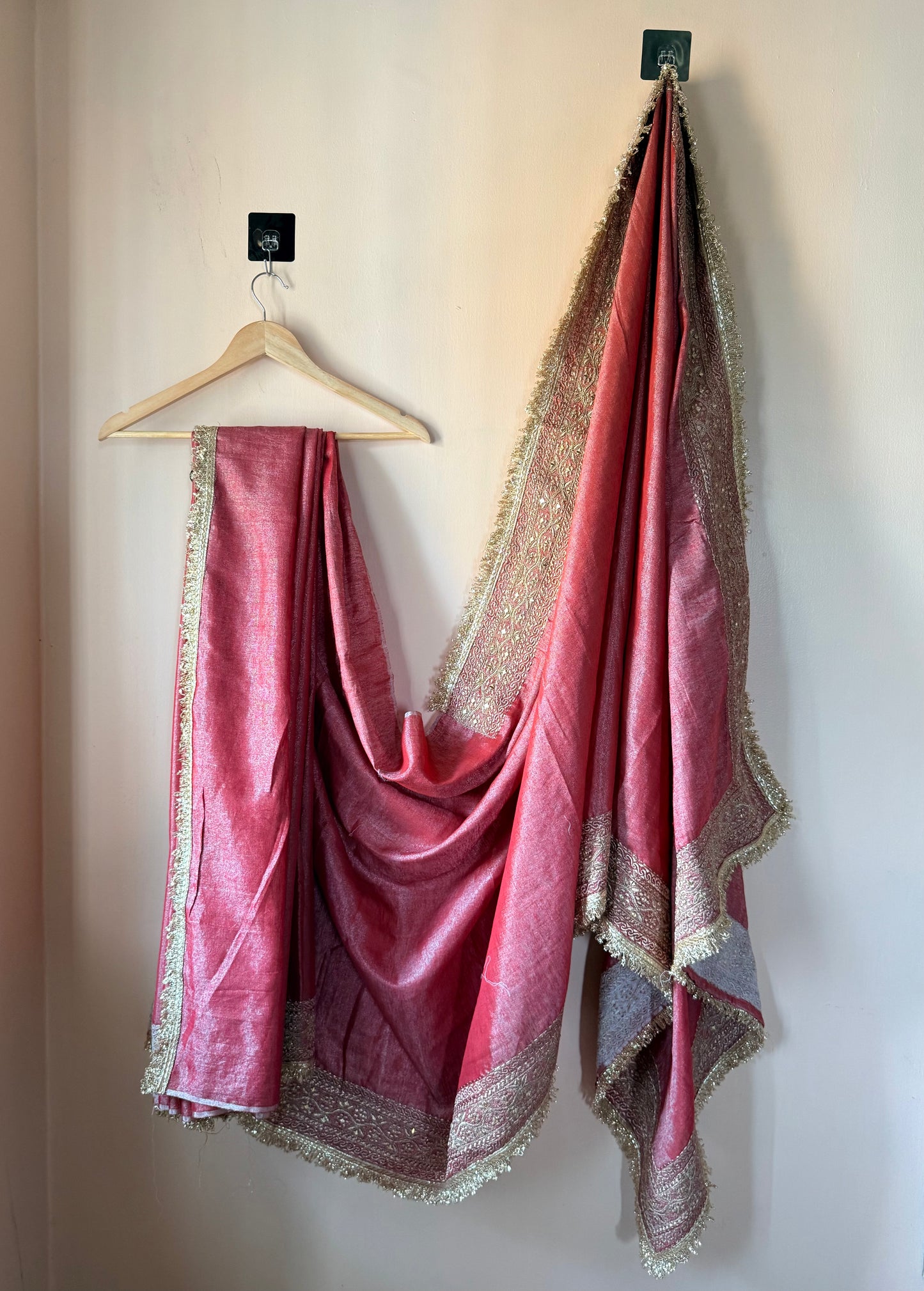 Heavy Zardozi Border Pure Tissue Linen Saree – Zarbaft