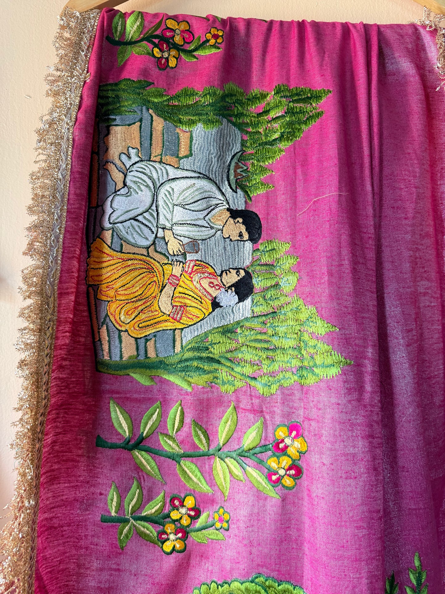 Varanasi Ghat Hand-Embroidered Tissue Linen Wedding Saree – Kashi Kahani