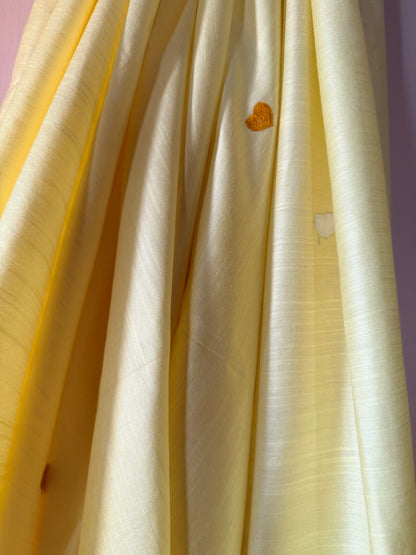 Heart-Embroidered Linen Blend Saree – Dilkash
