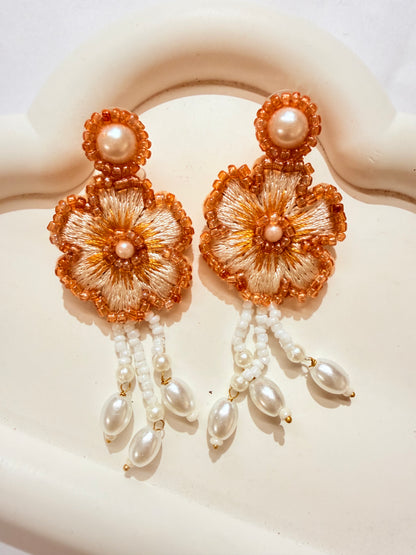 Earing Handmade Flower From Thread And Pearl