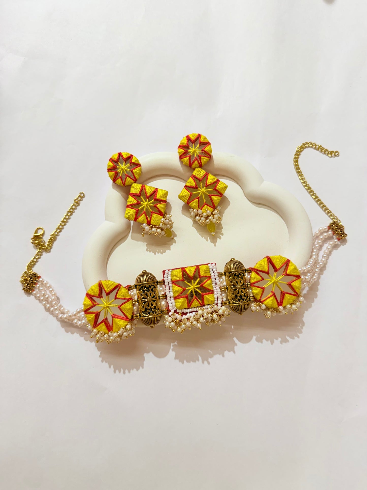 Necklace Set Handmade Mirror Thread work and Pearls
