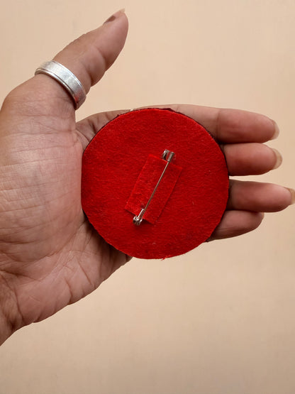 Platform 9 3/4 Embroidered Brooch back