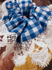 Scrunchies In Checks With Lace