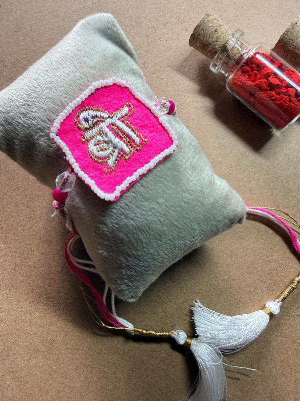 Bhai Pink Tag Rakhi - White Tassel image 2
