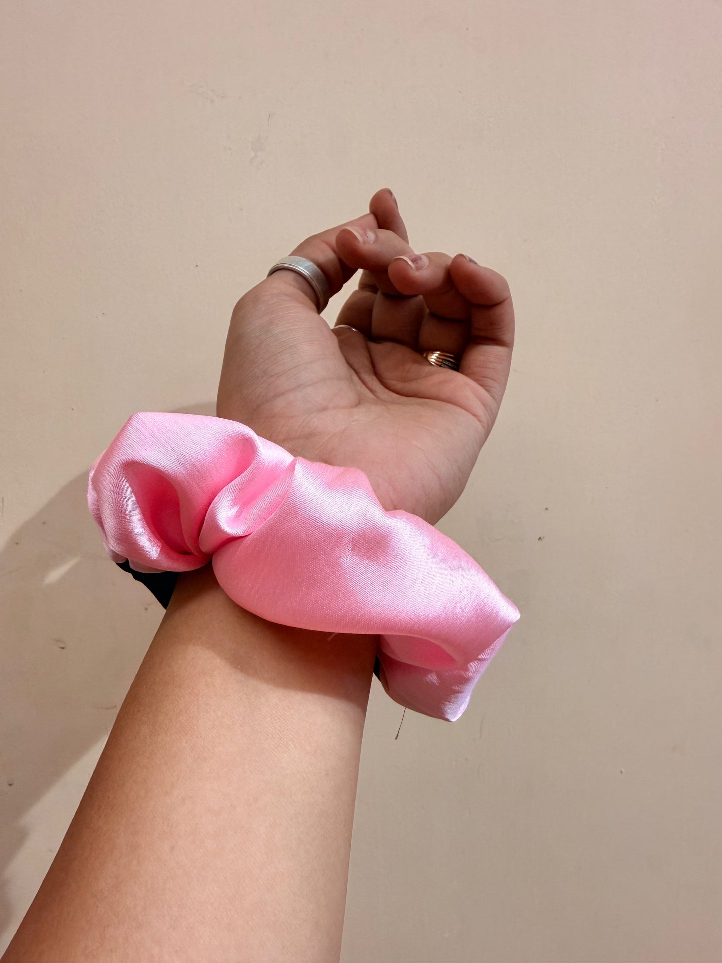Satin Dual Colour Scrunchie - Pink & Black