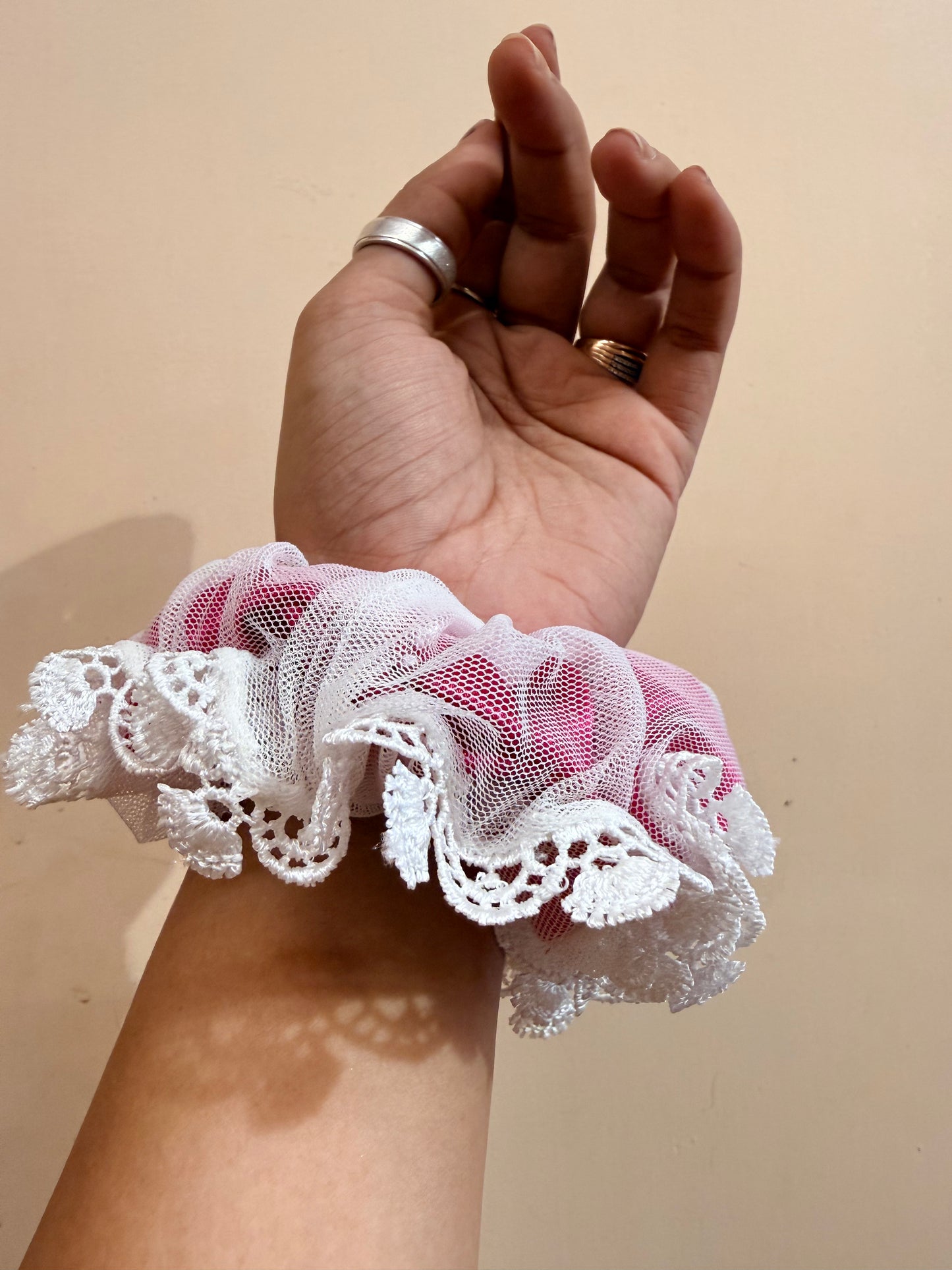 Organza Net Lace Scrunchie - Powdered Pink